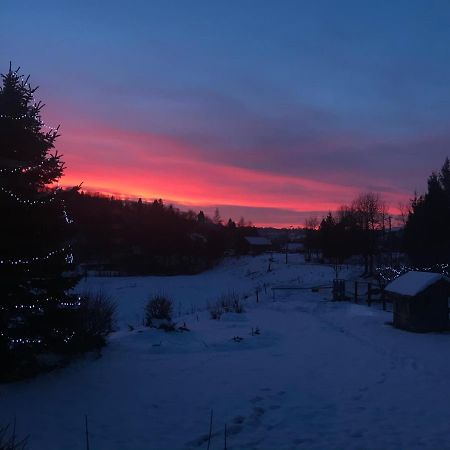 Noclegi Nad Potokiem Czarna  Esterno foto
